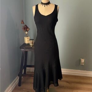 CLARA Black Sleeveless Maxi Dress